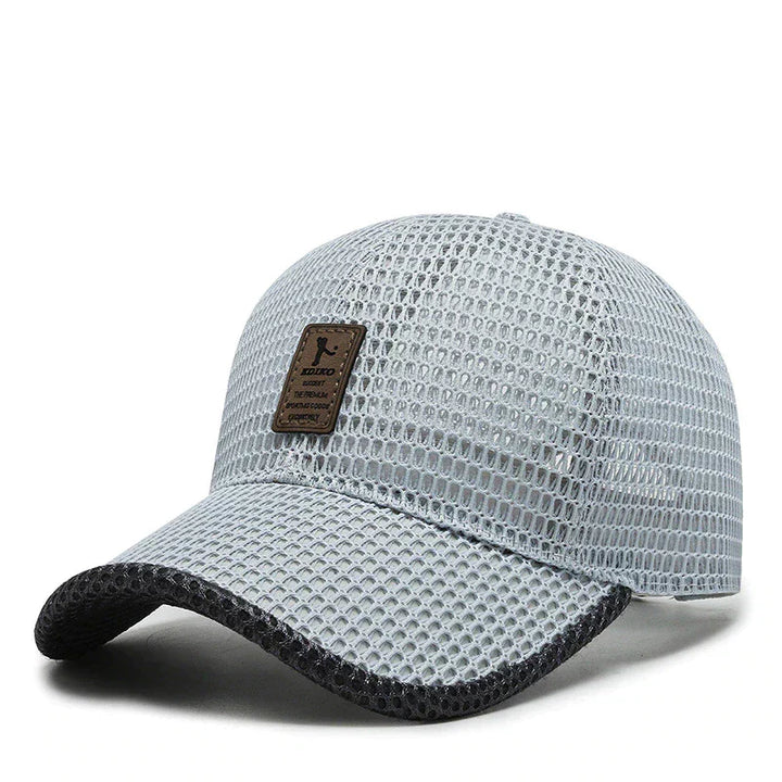 "AeraCap zomerse pet, ademend mesh, lichtgewicht, UV-bescherming, verstelbare pasvorm, perfect voor zonnige dagen."