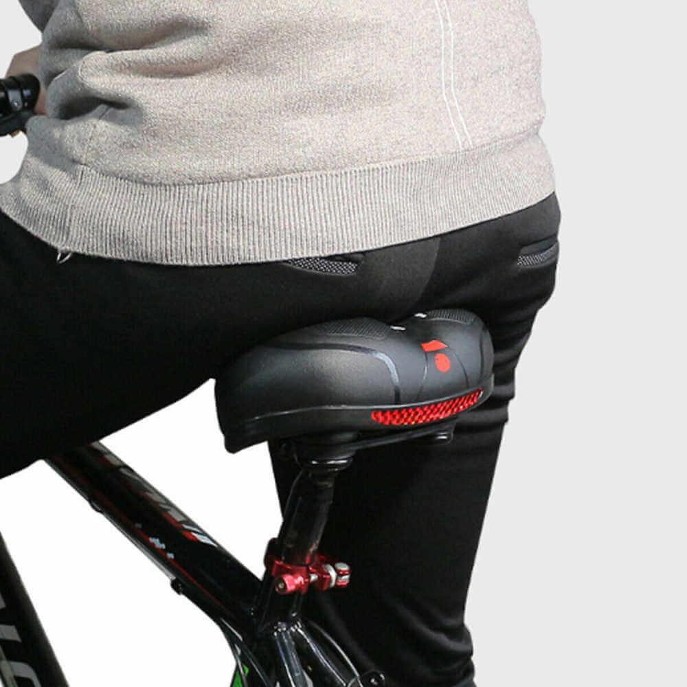 "Comfortabel ergonomisch fietszadel, waterdicht, ademend leder, reflector, geschikt voor alle fietsen, diverse kleuren."