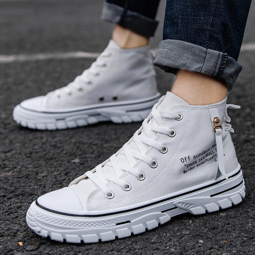"Comfortabele MILAN high-top sneakers voor heren met stijlvol design, canvas bovenkant en rubberen zool voor optimale grip."