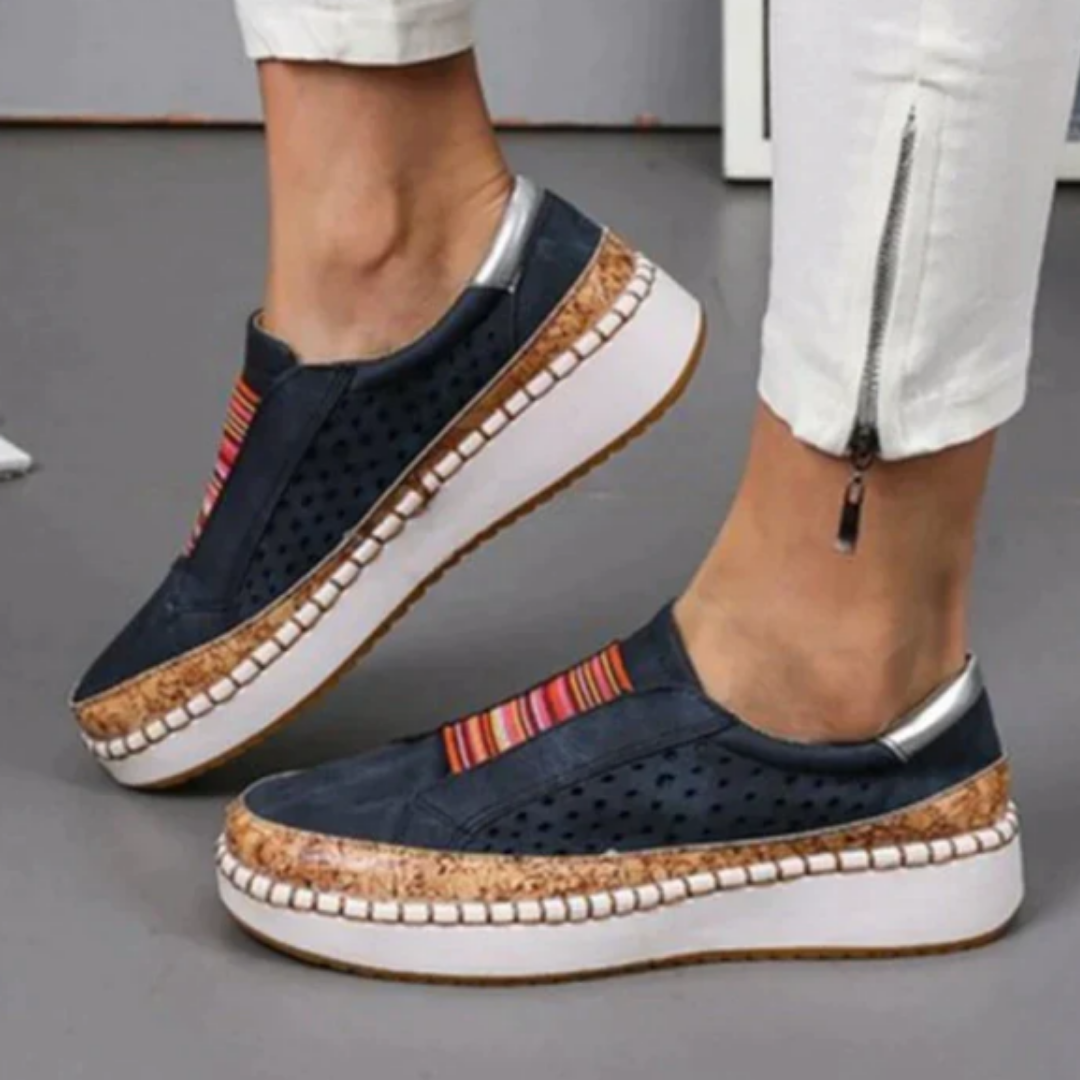 Comfortabele orthopedische damesschoenen, instapmodel met schokabsorberende zool, ergonomisch en elegant ontwerp.