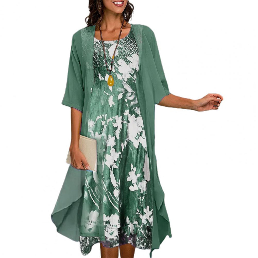 "Dames elastische zomerjurk, lichtblauwe kleur, elegante en luchtige stijl, perfect voor warme dagen en veelzijdige looks."