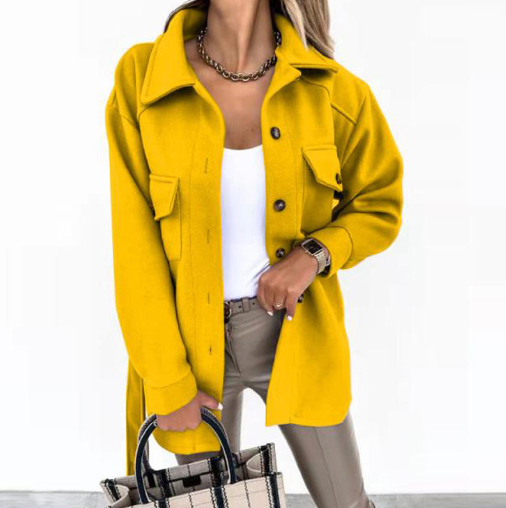 "Dames voorjaarsjack, elegant ontwerp met weerbestendige kwaliteit, stijlvolle details en perfect voor lente-uitjes."
