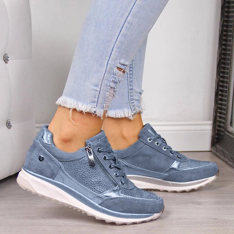 "Dames wandelschoenen met orthopedische ondersteuning, duurzaam suède en ronde teen, ideaal voor comfort en stijl."