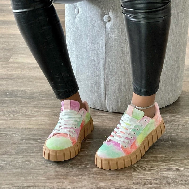 "Dania orthopedische sneakers voor dames met plateauzool, stijlvol en comfortabel, perfect voor dagelijks gebruik."