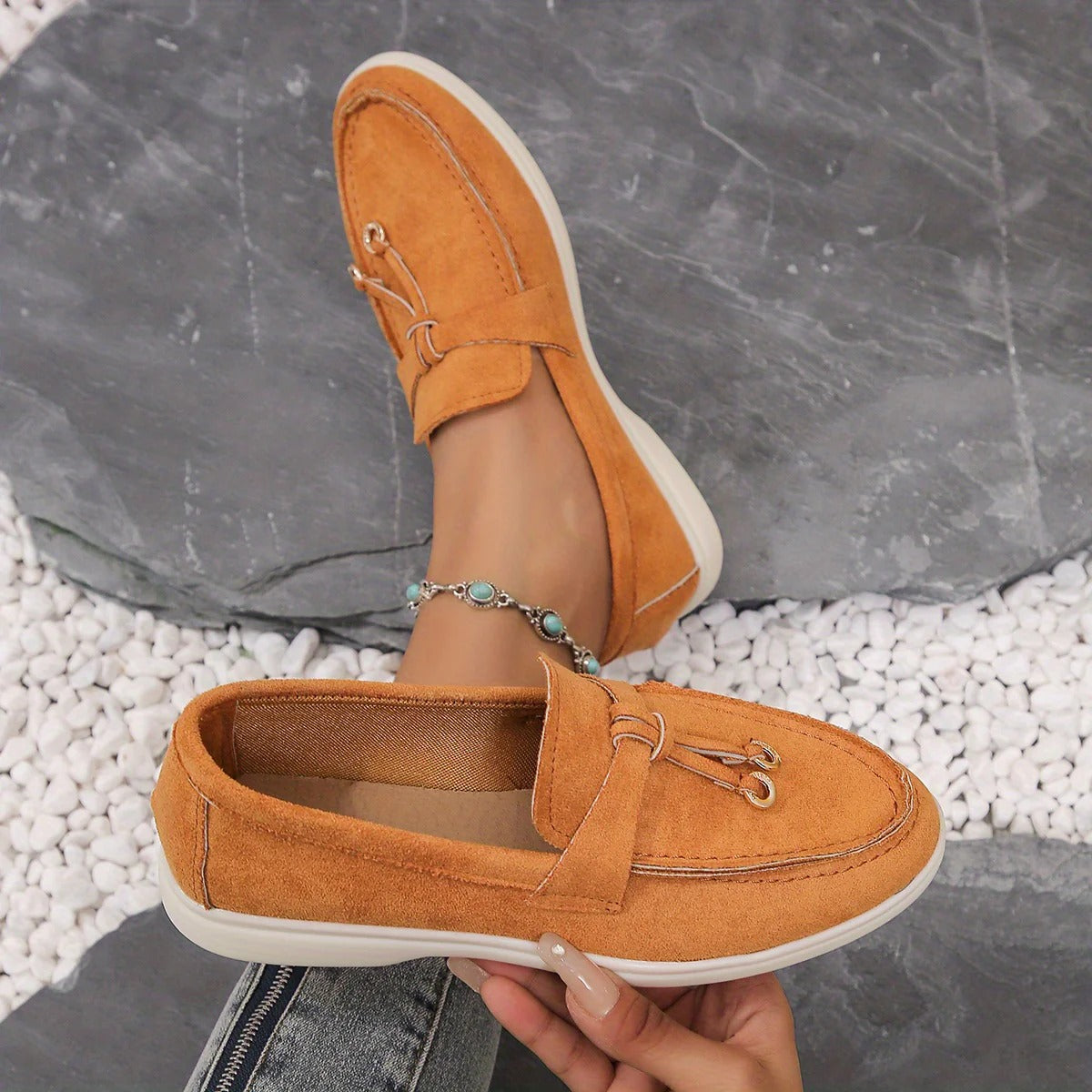 "Elegante dames loafers, stijlvolle leren schoenen voor comfort en veelzijdigheid, perfect voor elke modieuze vrouw."