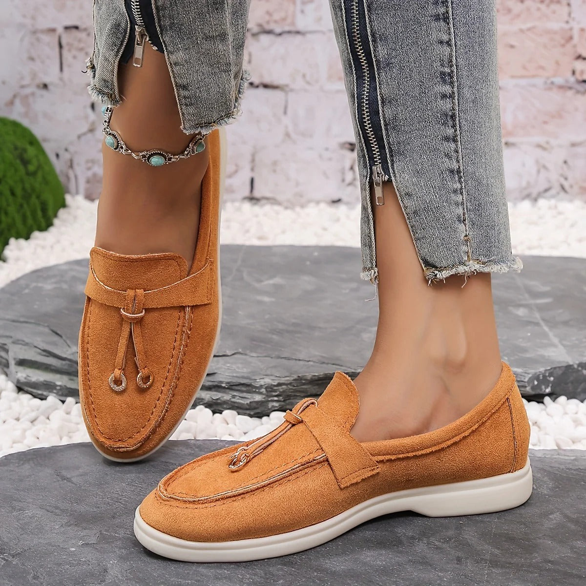 "Elegante dames loafers, stijlvolle leren schoenen voor comfort en veelzijdigheid, perfect voor elke modieuze vrouw."