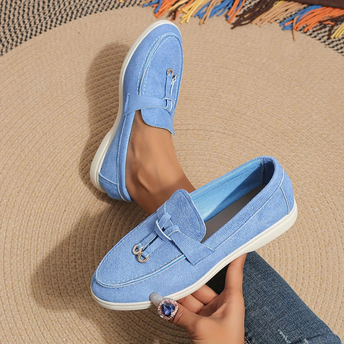 "Elegante dames loafers, stijlvolle leren schoenen voor comfort en veelzijdigheid, perfect voor elke modieuze vrouw."
