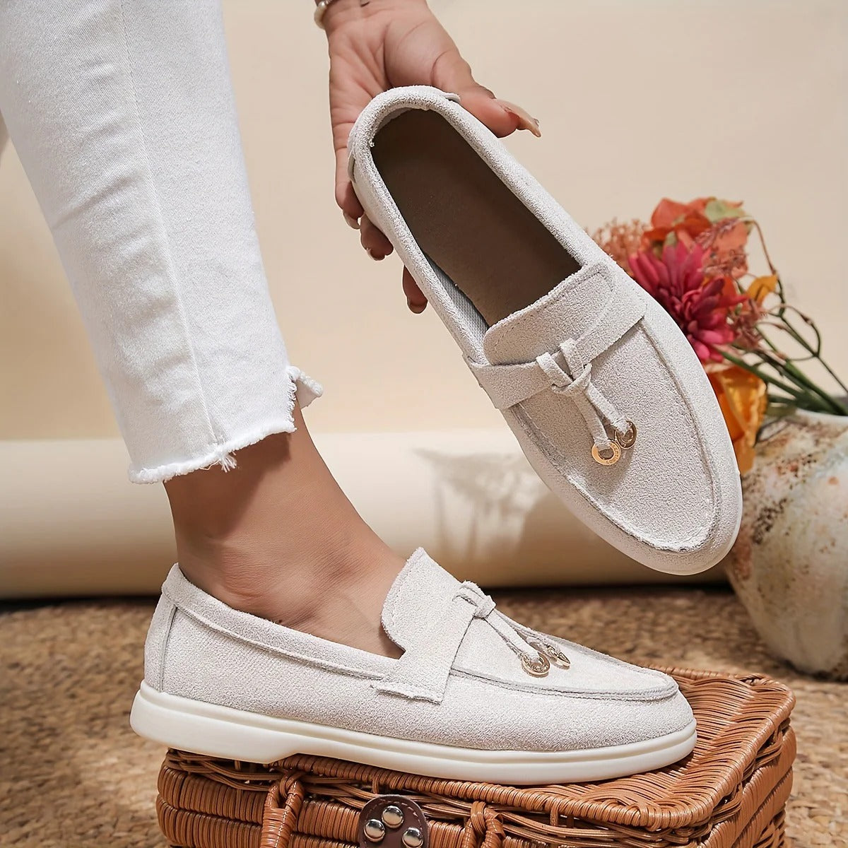 "Elegante dames loafers, stijlvolle leren schoenen voor comfort en veelzijdigheid, perfect voor elke modieuze vrouw."