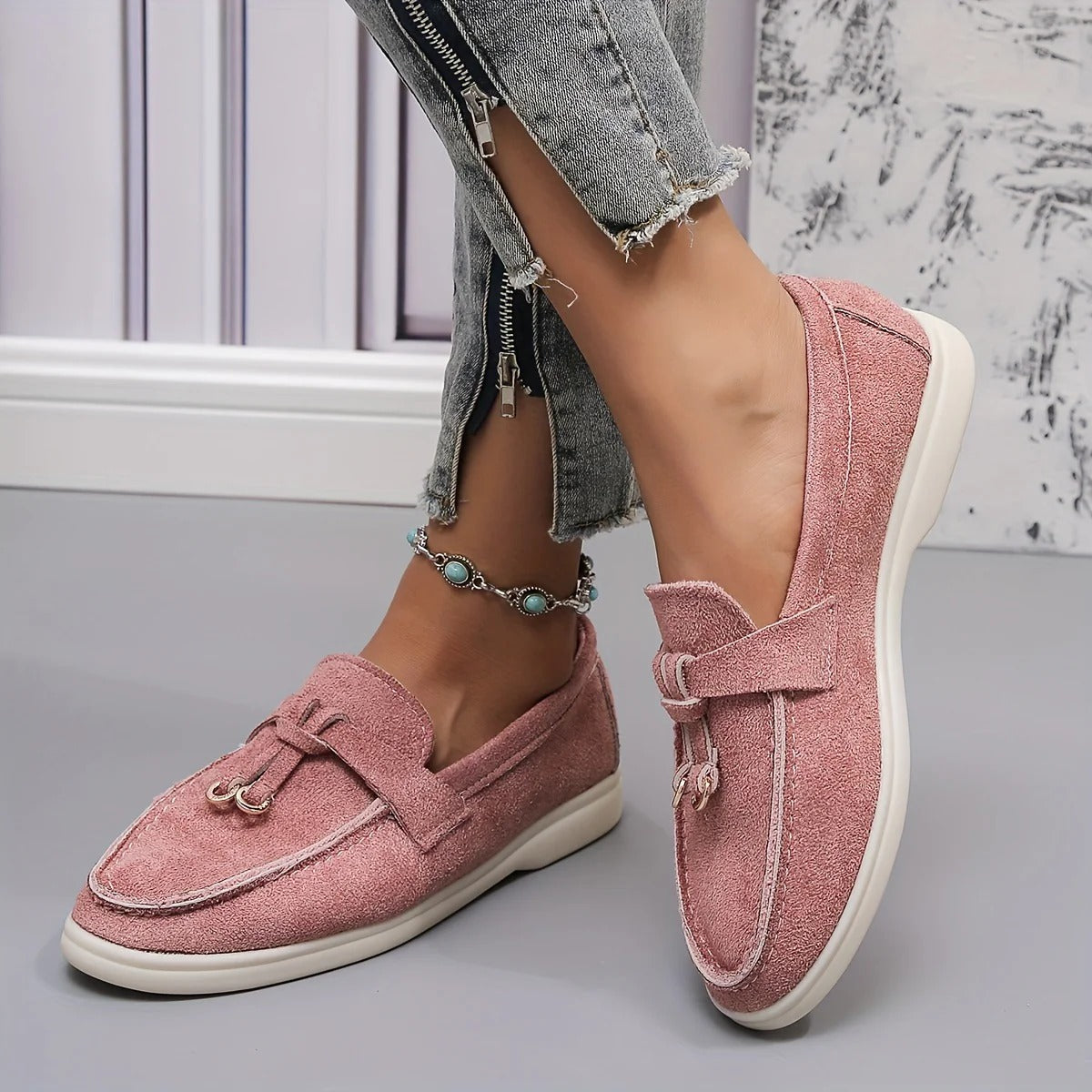 "Elegante dames loafers, stijlvolle leren schoenen voor comfort en veelzijdigheid, perfect voor elke modieuze vrouw."