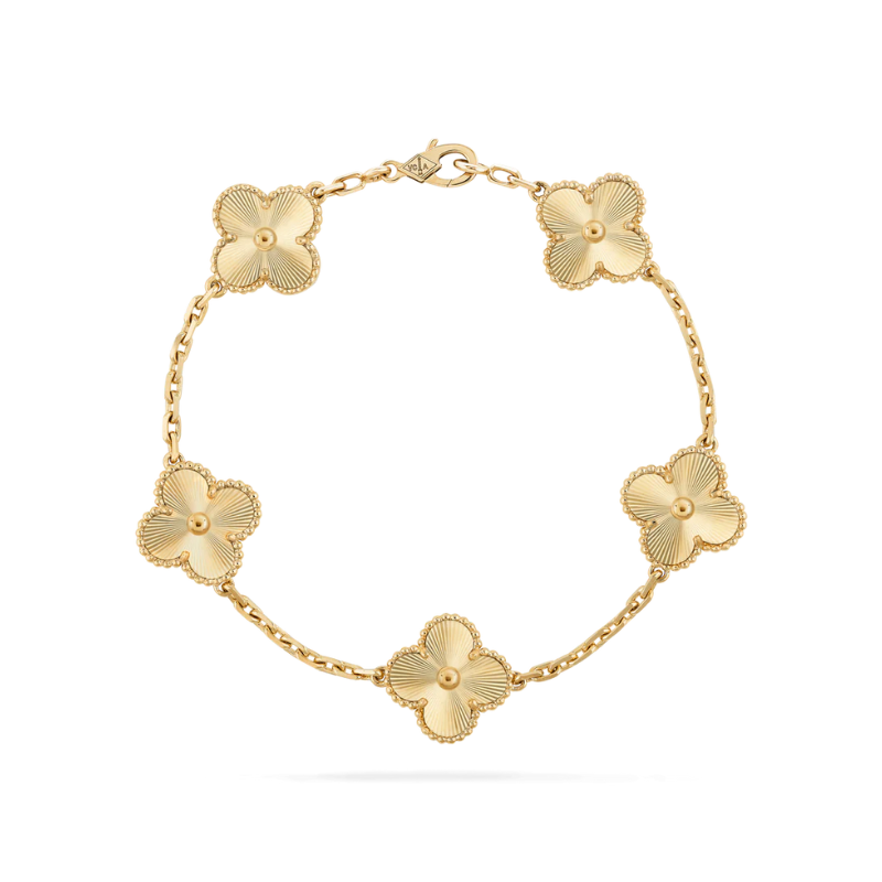 "Elegante damesarmband met glanzende afwerking, verstelbaar ontwerp, tijdloos en geschikt voor elke outfit, 5 mm breed."
