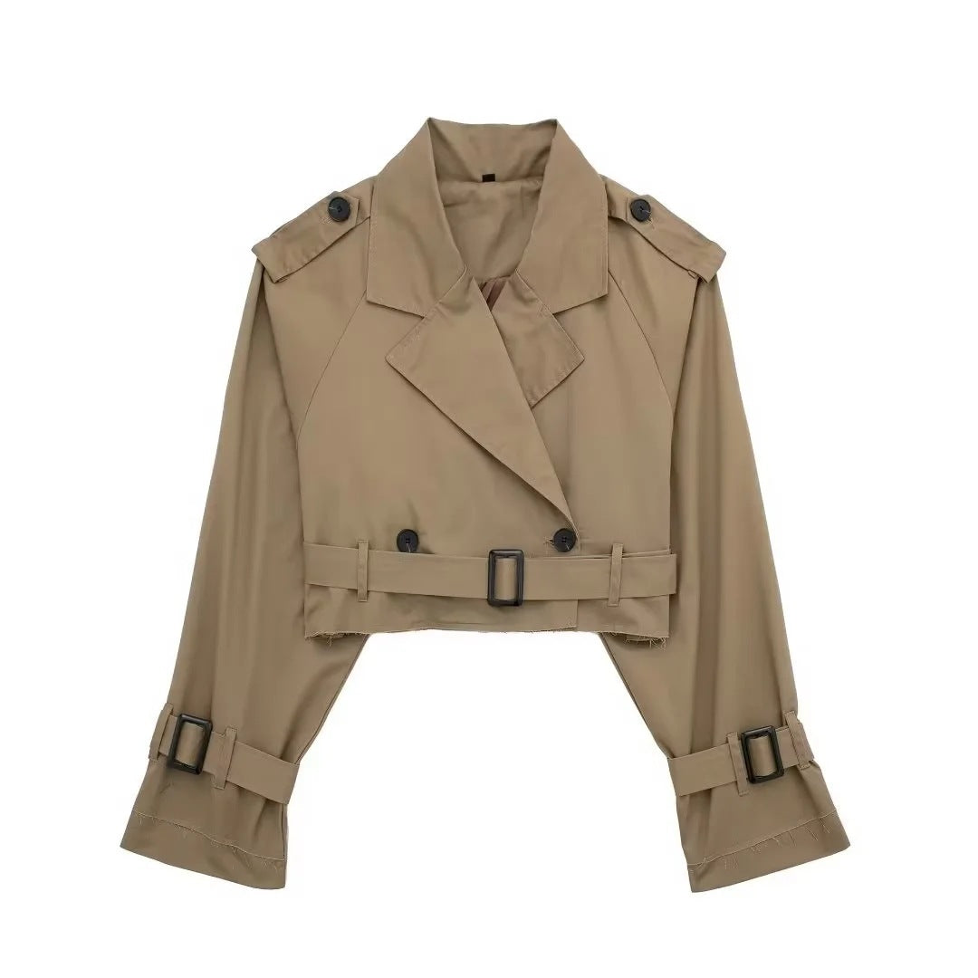 "Elegante korte trenchcoat met trendy snit in donkerbruin, geschikt voor elke gelegenheid in damesmode, comfortabel en stijlv