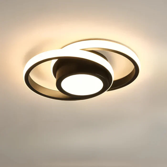 "Elegante LED plafondlamp met dubbel ring design, modern en energiezuinig. Helder warm wit licht, geschikt voor elk interieur