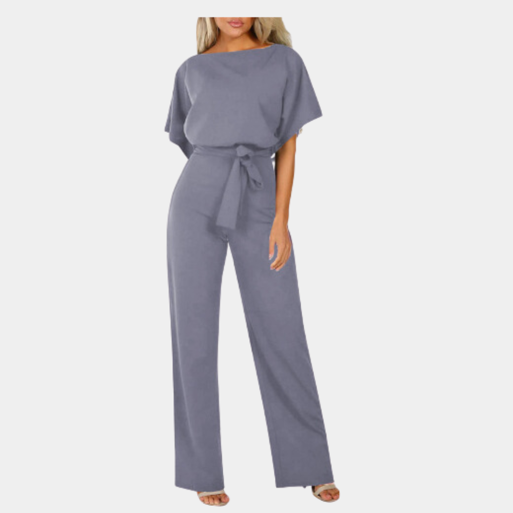 "Elegante zwarte dames jumpsuit met wijde pijpen, perfect voor zomerfeesten; tijdloze stijl en ultiem draagcomfort."