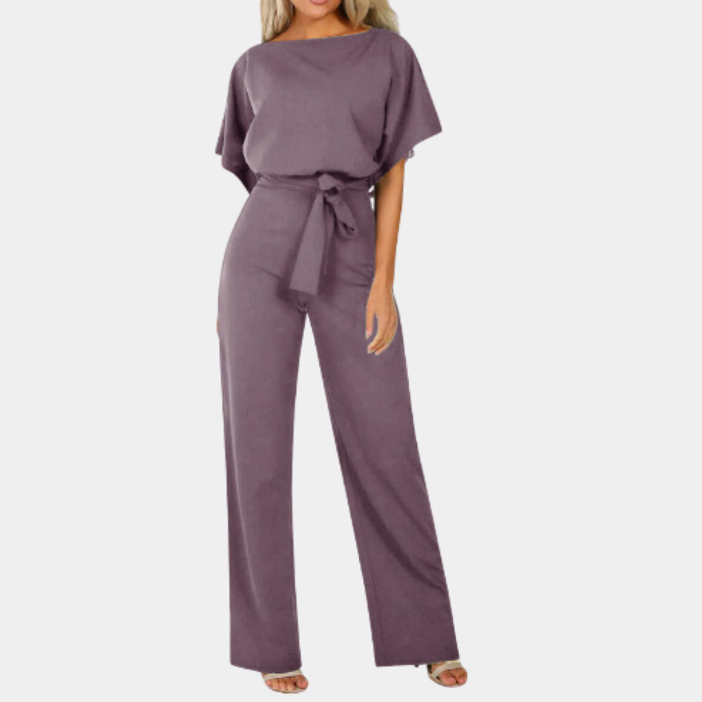 "Elegante zwarte dames jumpsuit met wijde pijpen, perfect voor zomerfeesten; tijdloze stijl en ultiem draagcomfort."
