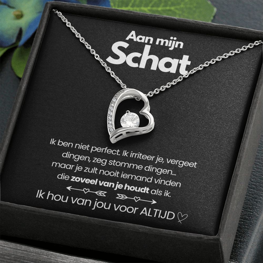 "Hartvormige ketting met sprankelende zirkonia, verstelbare lengte en elegant ontwerp voor dames, symbool van tijdloze liefde