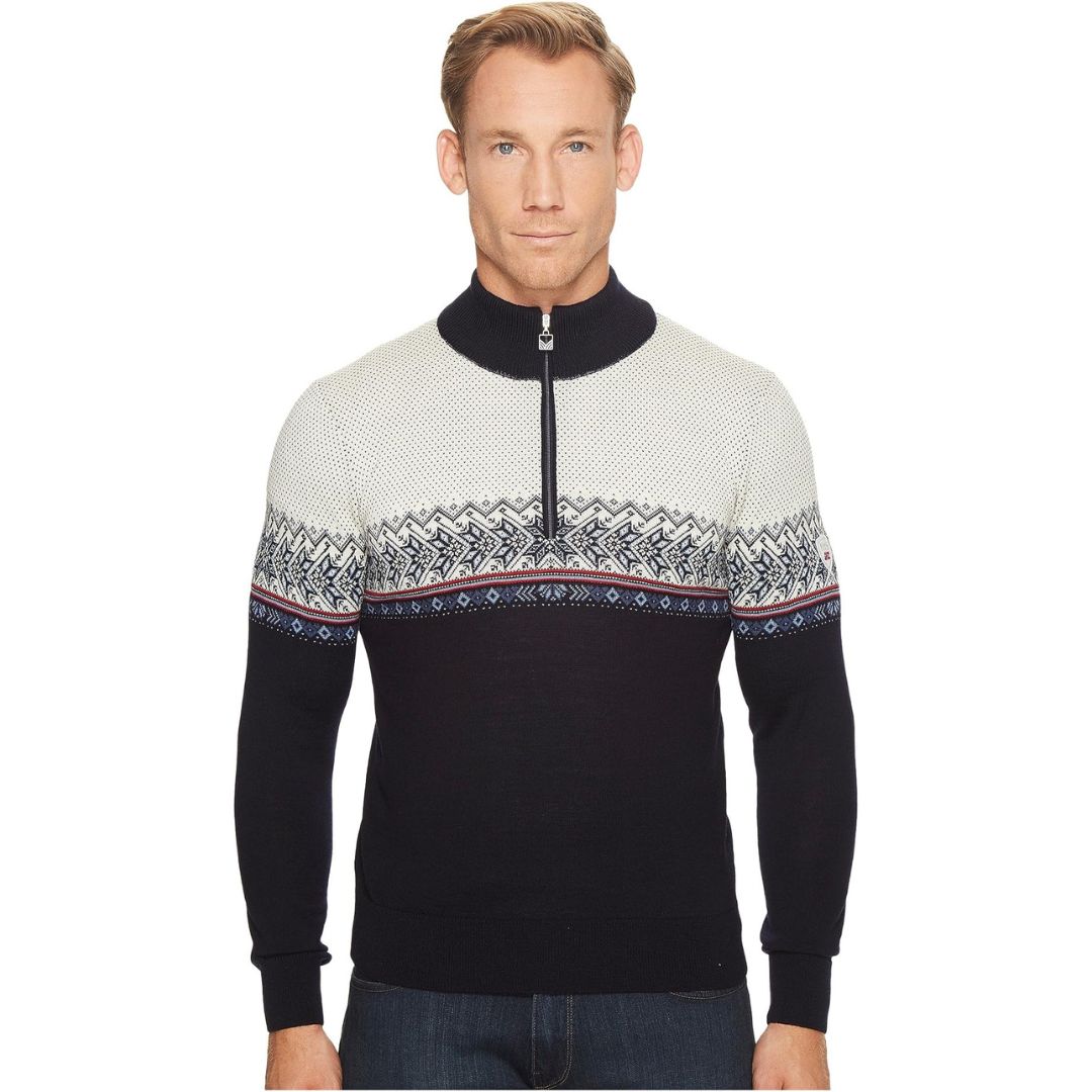 "Hovden heren trui in lichtgewicht stof met tijdloos patroon en elegante look, ideaal voor elke gelegenheid."
