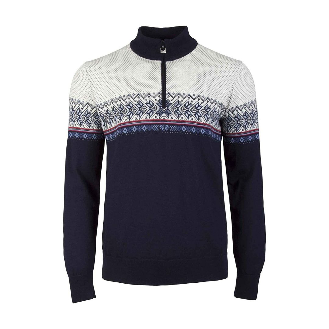 "Hovden heren trui in lichtgewicht stof met tijdloos patroon en elegante look, ideaal voor elke gelegenheid."