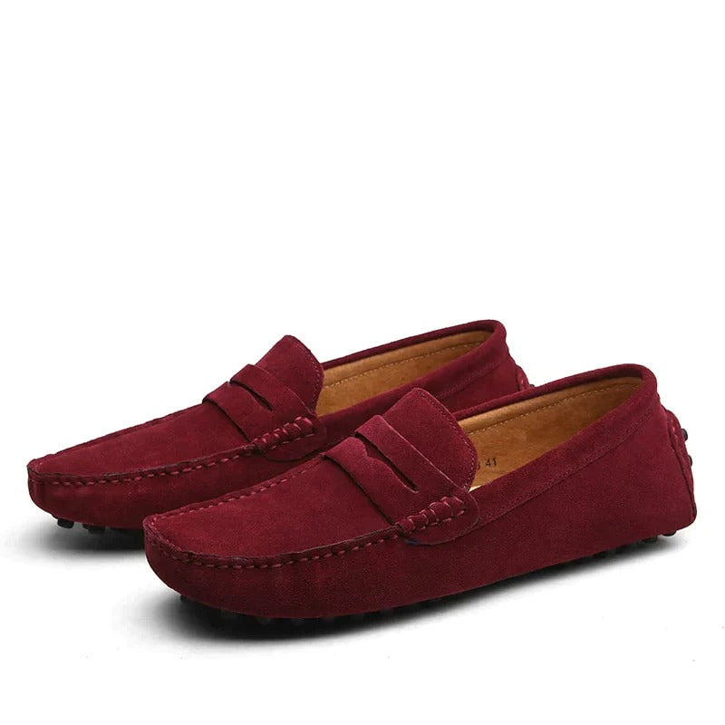 "Italiaanse stijl heren suède loafers, elegant ontwerp, bruine kleur, ideaal voor zowel casual als formele gelegenheden."