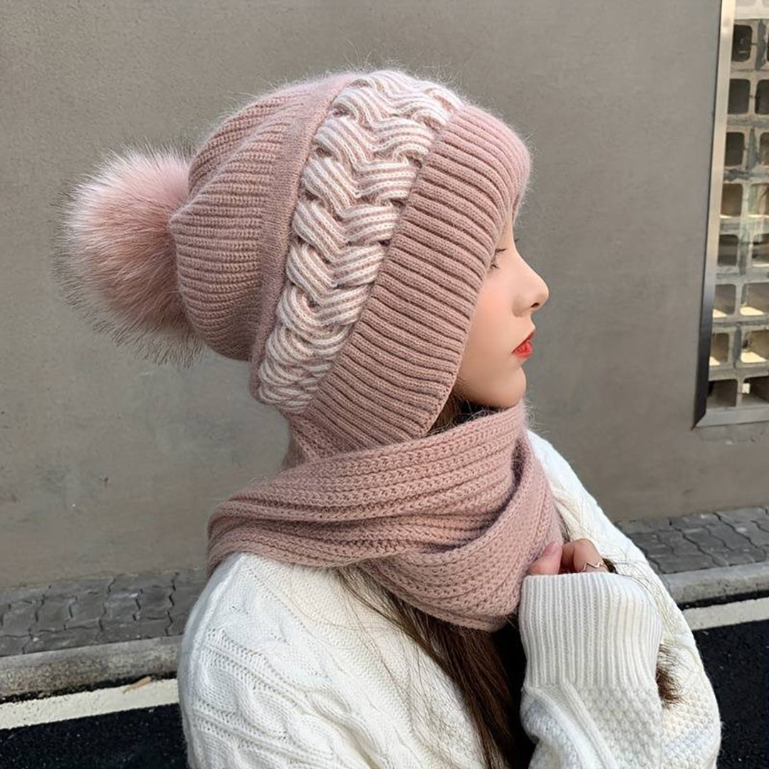 "Jasmijn muts en sjaal set in roze met pompon, zacht nertsfleece voor comfort en stijl, ideaal voor koude dagen."