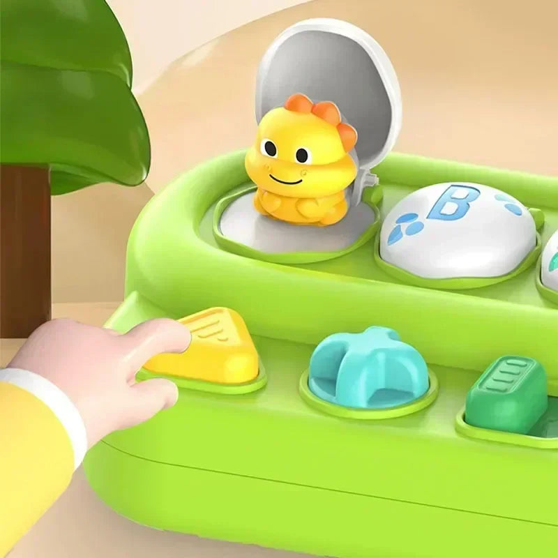 "Kleurrijk, educatief baby speelgoed met pop-up functies, bevordert creativiteit en motorische ontwikkeling bij kinderen."