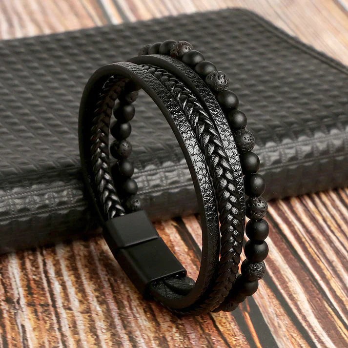 Leren armband voor mannen, verkrijgbaar in diverse kleuren zoals blauw, bruin, zwart. Strak design, hoogwaardig leer.