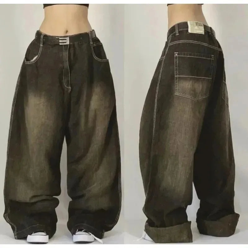 "Lichtblauw gewassen unisex baggy cargospijkerbroek met retro flair, wijde pijpen en vintage uitstraling, perfect voor street