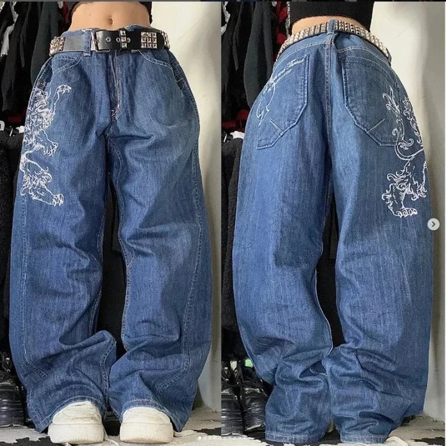 "Lichtblauw gewassen unisex baggy cargospijkerbroek met retro flair, wijde pijpen en vintage uitstraling, perfect voor street