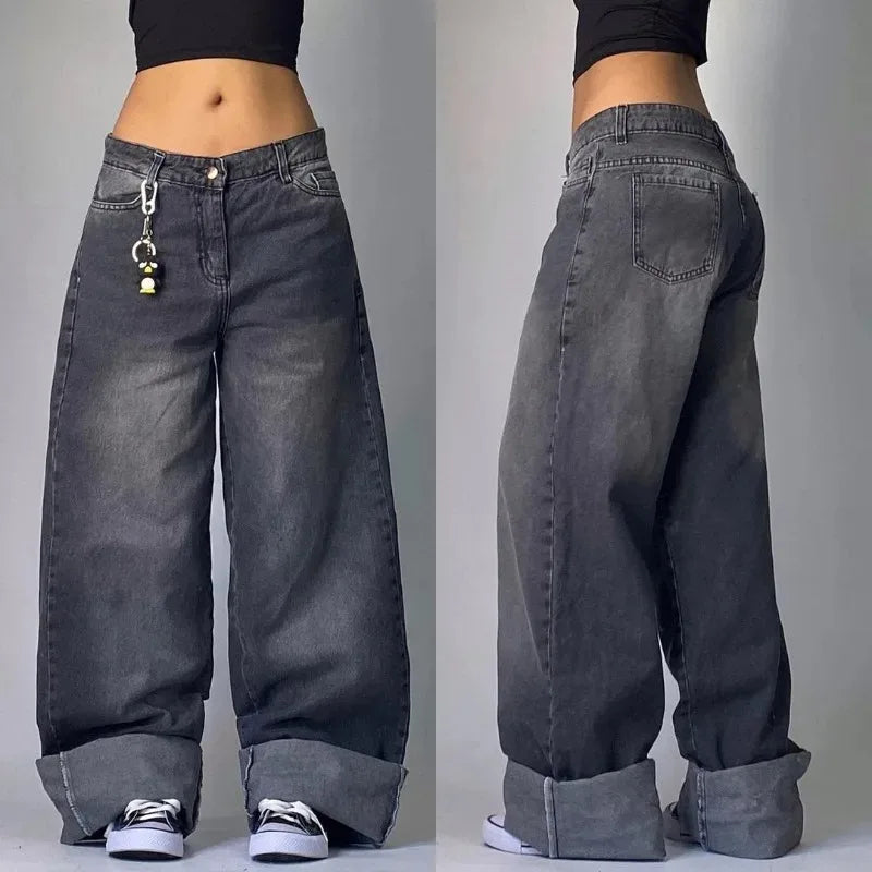 "Lichtblauw gewassen unisex baggy cargospijkerbroek met retro flair, wijde pijpen en vintage uitstraling, perfect voor street