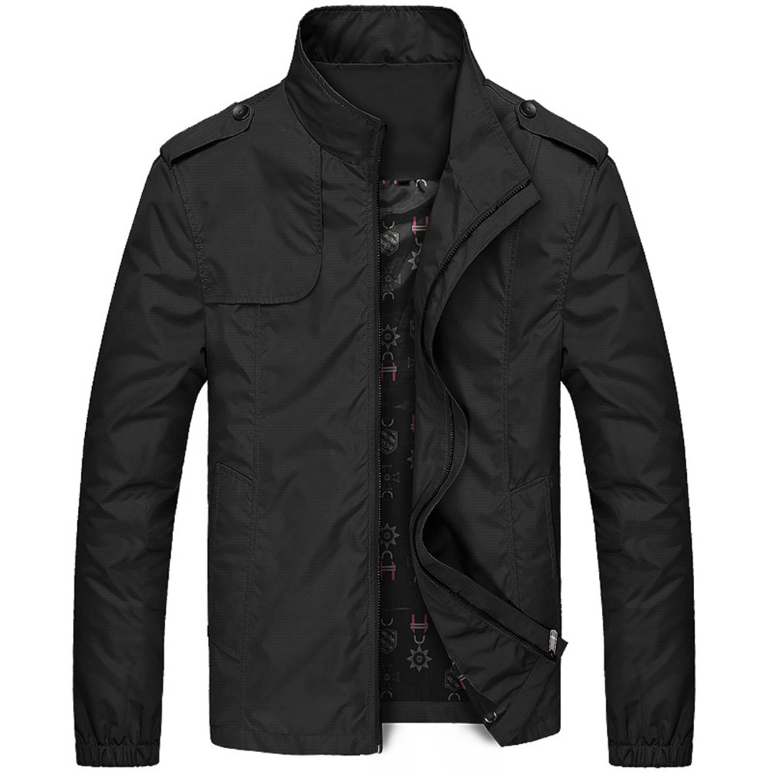 "Lichte heren zomerjas, ademend met stoere kraag en schouderdetails, ideaal voor casual of sportieve outfits, zomermode"