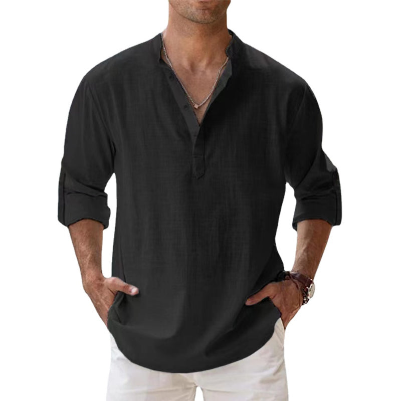 Lichtgewicht linnen herenoverhemd, Henley stijl, lange mouw, in lichtblauw. Perfect voor zomer en casual uitjes.