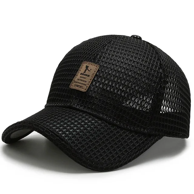 "Lichtgewicht mesh sport cap, verstelbaar, ademend en sneldrogend, ideaal voor actieve outdoor activiteiten."