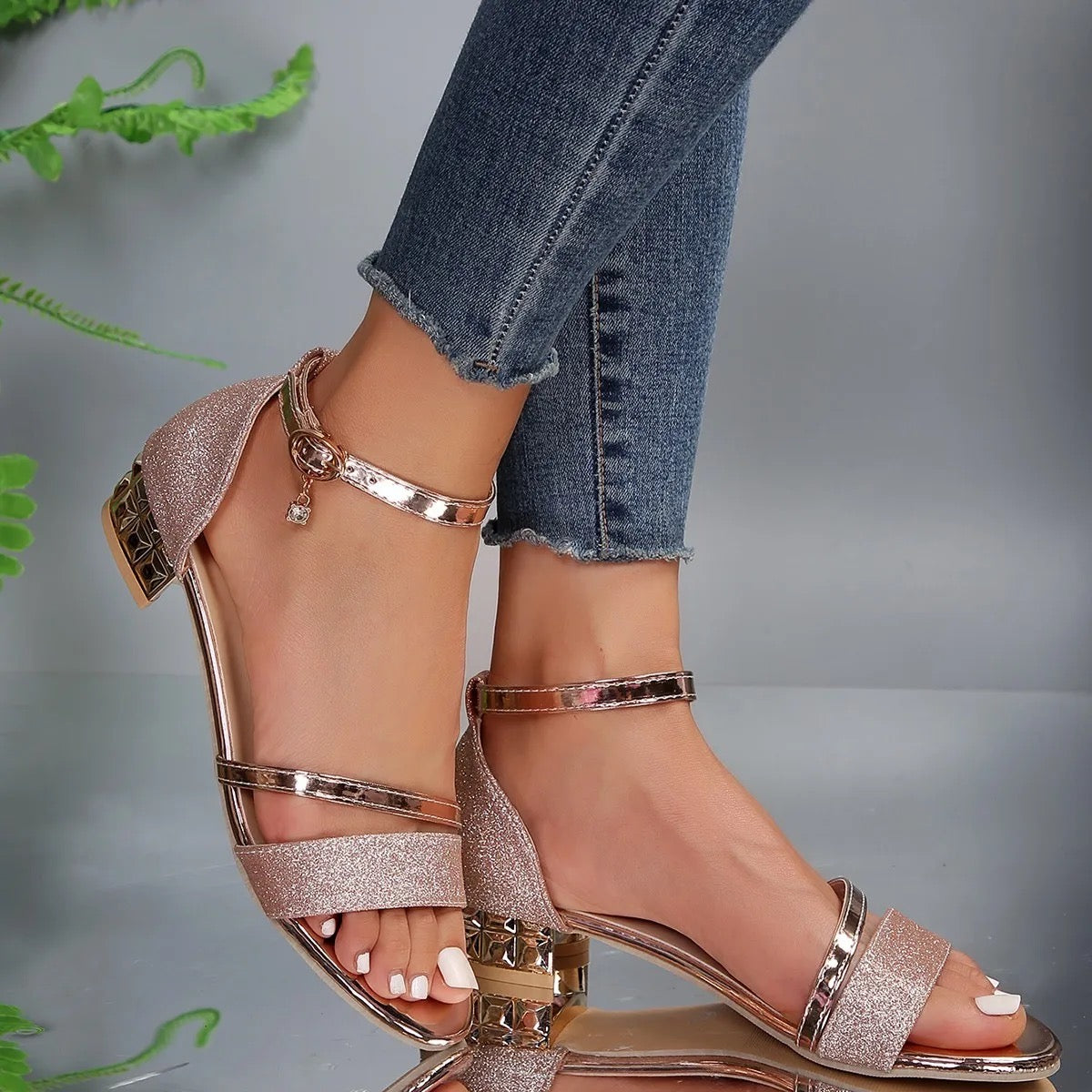 "Linde orthopedische zomersandalen dames, ademend textiel, ergonomisch ontwerp, stijlvolle comfortabele schoenen"