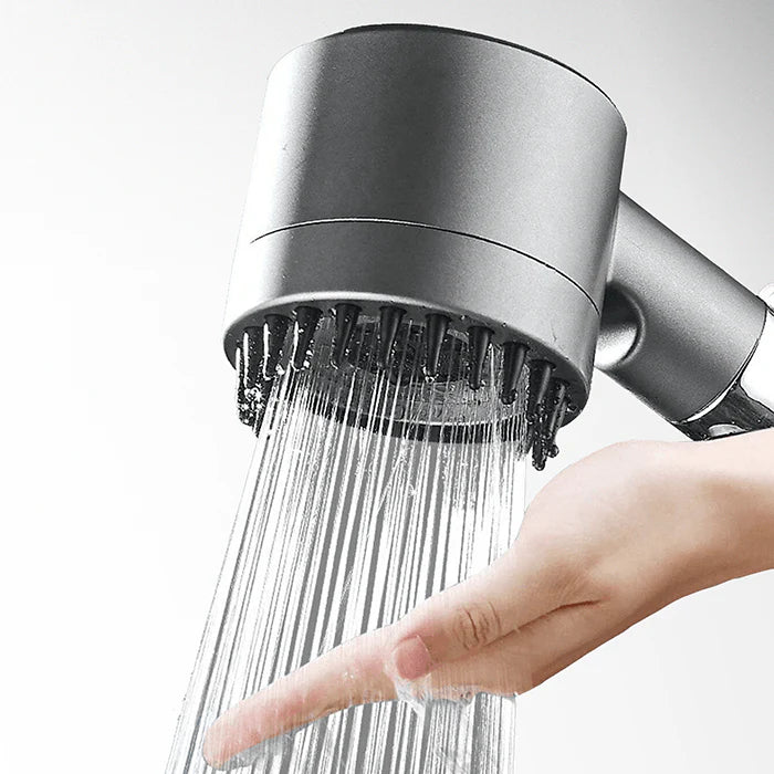 "Luxe waterbesparende douchekop met krachtig sproei-effect en filtertechnologie, voor zachte huid en gezond haar."