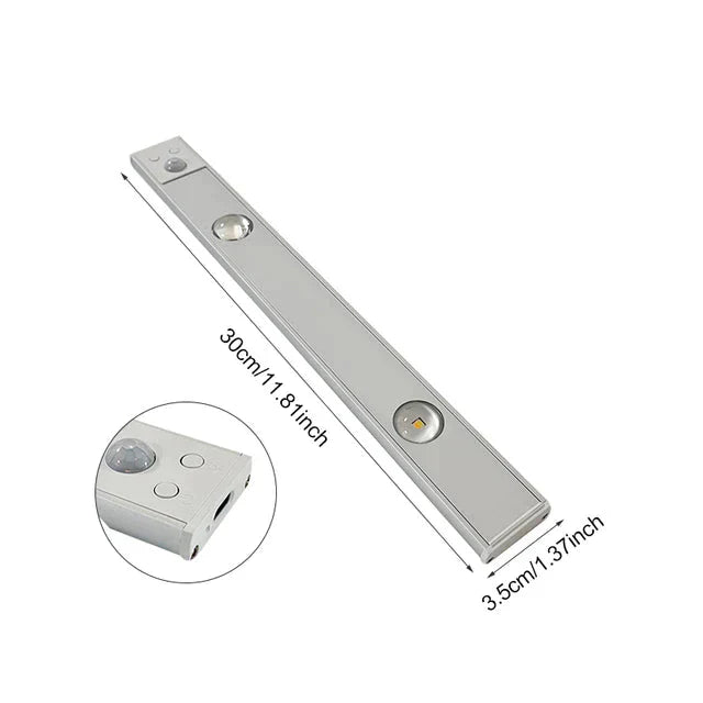 "Moderne draadloze LED wandlamp met bewegingssensor, energiezuinig en elegant, ideaal voor elke woonruimte."