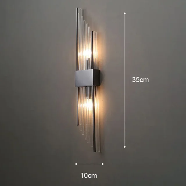 "Moderne wandlamp goud, tijdloze elegantie, luxe verlichting voor verfijnd interieur."