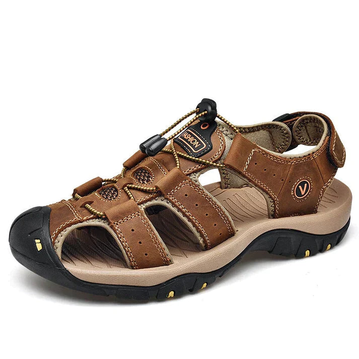 "Orthopedische herensandalen, bruin met stevige zool en klittenbandsluiting, voor optimaal comfort en ondersteuning tijdens w