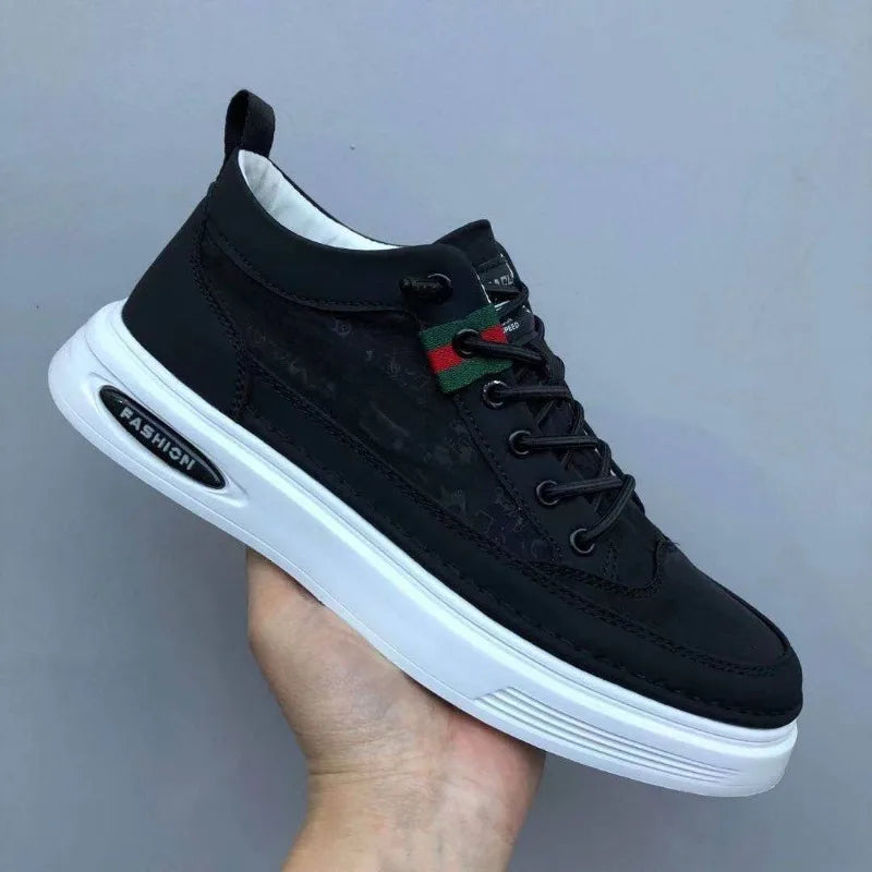 "Orthopedische herenschoenen, grijs, eigentijds design, comfortabel en ondersteunend, perfect voor dagelijkse casual outfits.