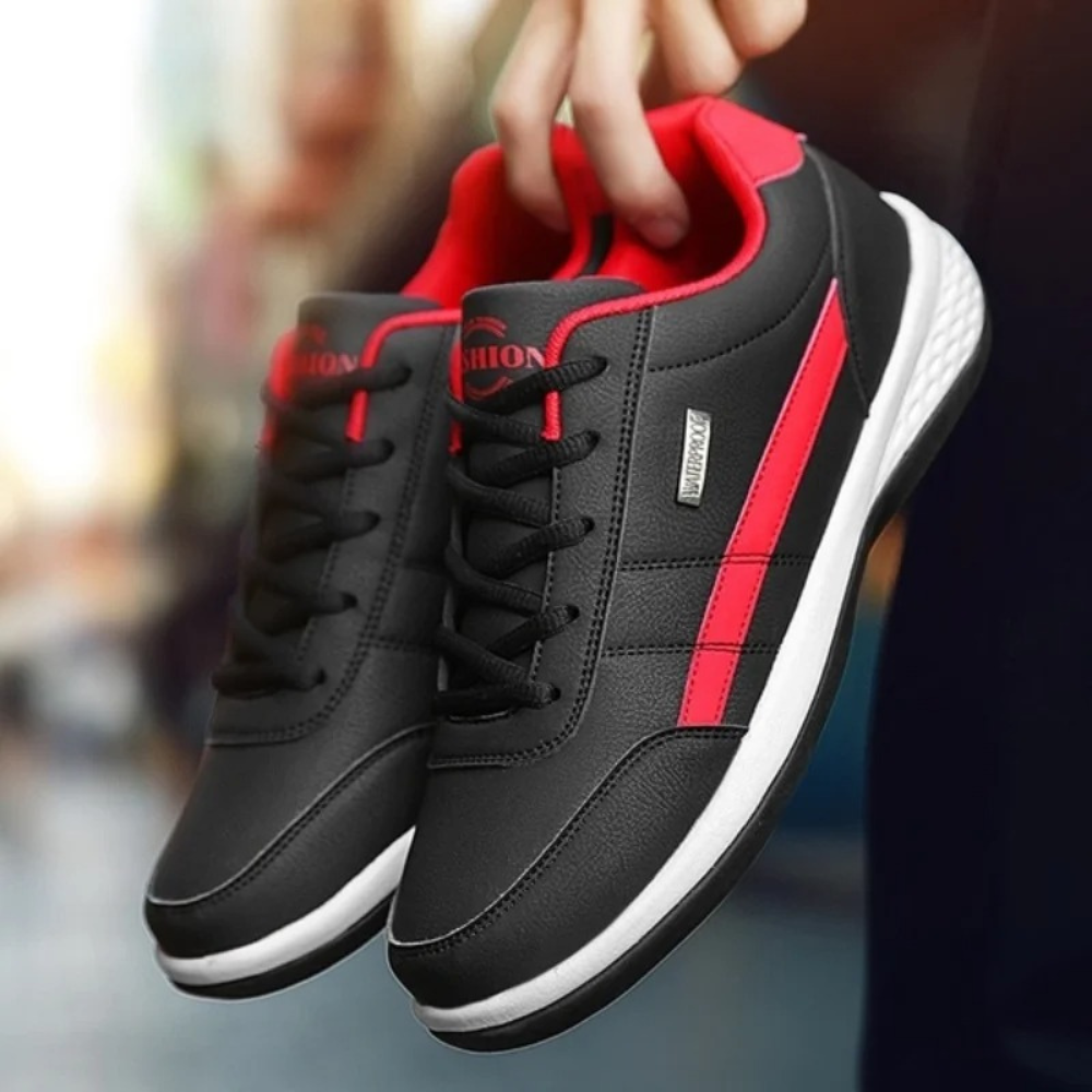 "Orthopedische leren sneakers voor heren, witte sneaker met stijlvolle afwerking en comfortabele pasvorm."