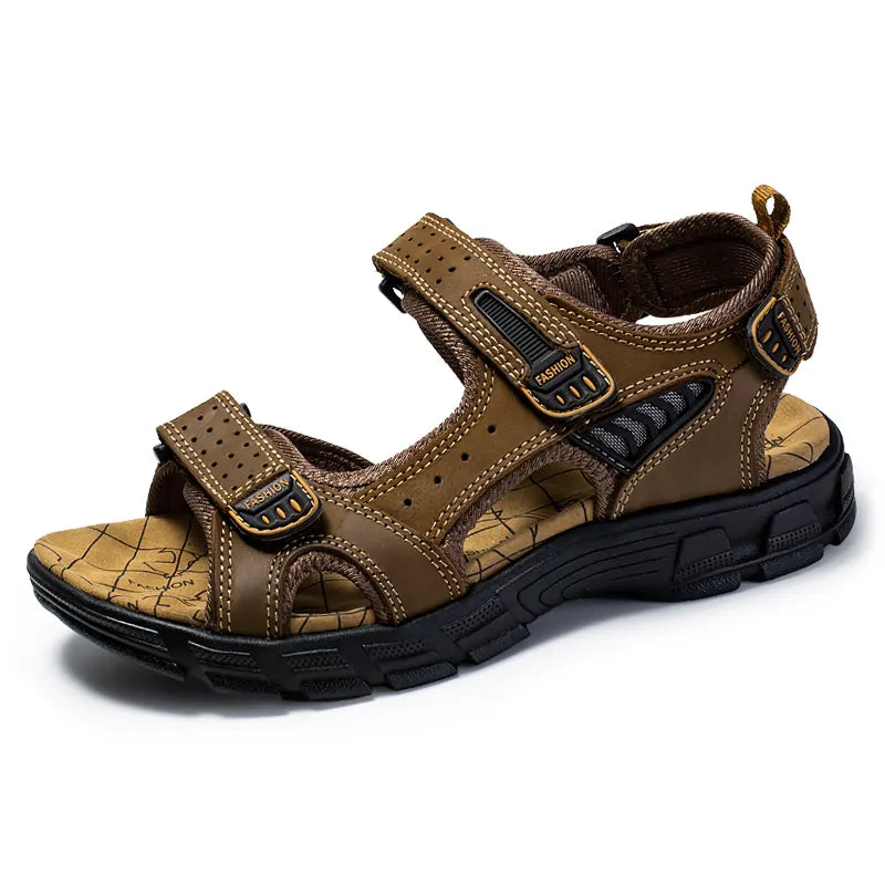 "Orthopedische sandalen voor mannen met verstelbare bandjes en hoogwaardige materialen voor comfort en ondersteuning."