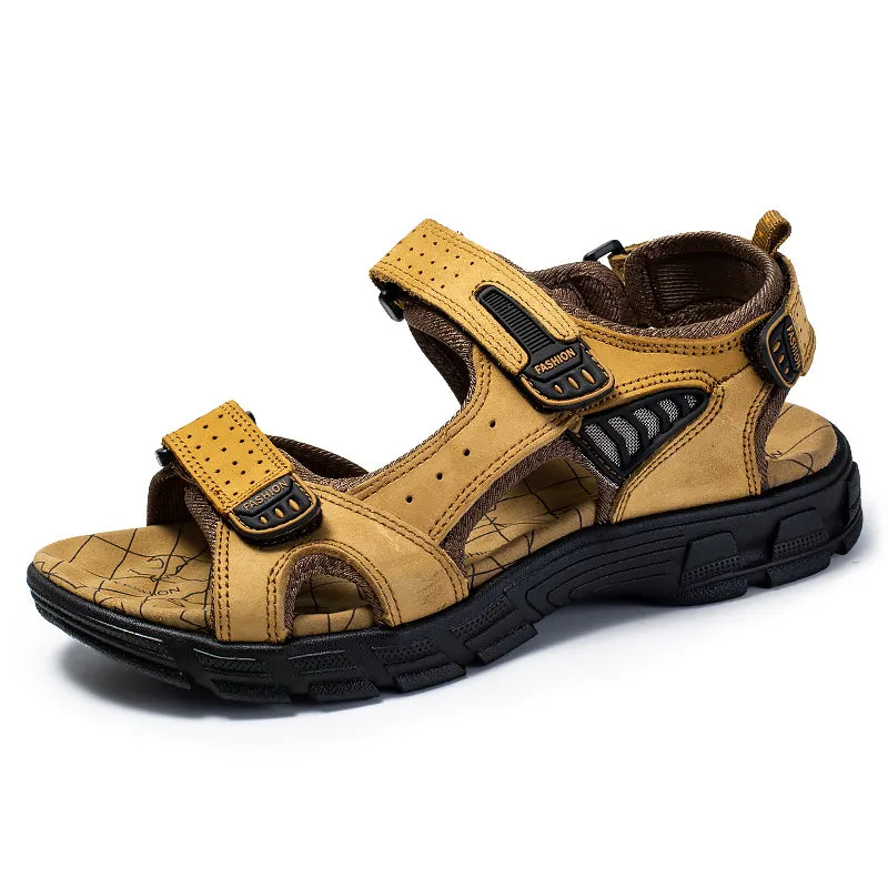 "Orthopedische sandalen voor mannen met verstelbare bandjes en hoogwaardige materialen voor comfort en ondersteuning."