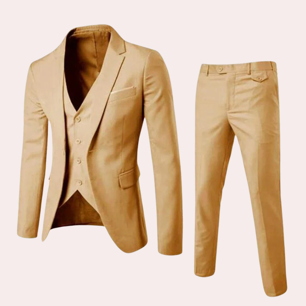 "Rood luxe heren zomerpak met stijlvolle blazer en pantalon, perfecte pasvorm, elegant voor formele gelegenheden."