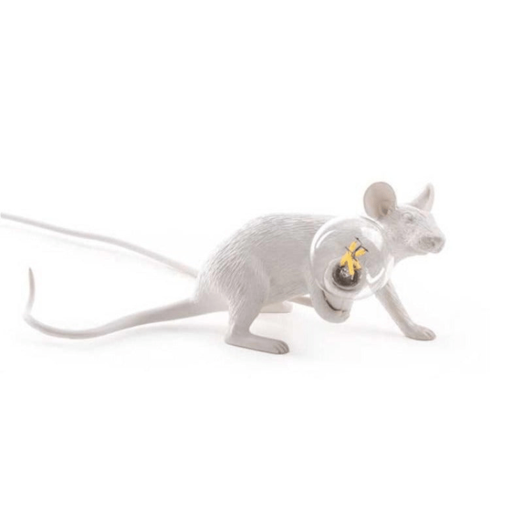 "Speelse Doctor Mousey tafellamp van hars, uniek muisdesign met LED-compatibiliteit, perfect voor tafel of kast"
