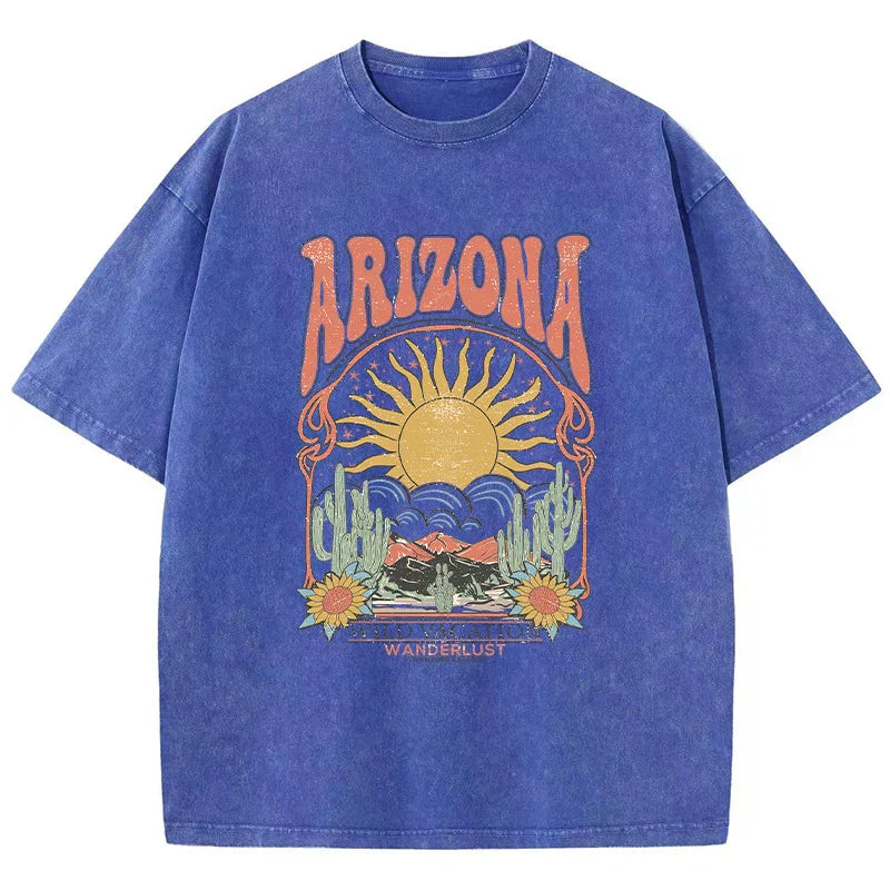 "Stijlvol Dalina Vintage T-shirt voor dames, extra zacht gewassen katoen, relaxte pasvorm in blauw en groen."