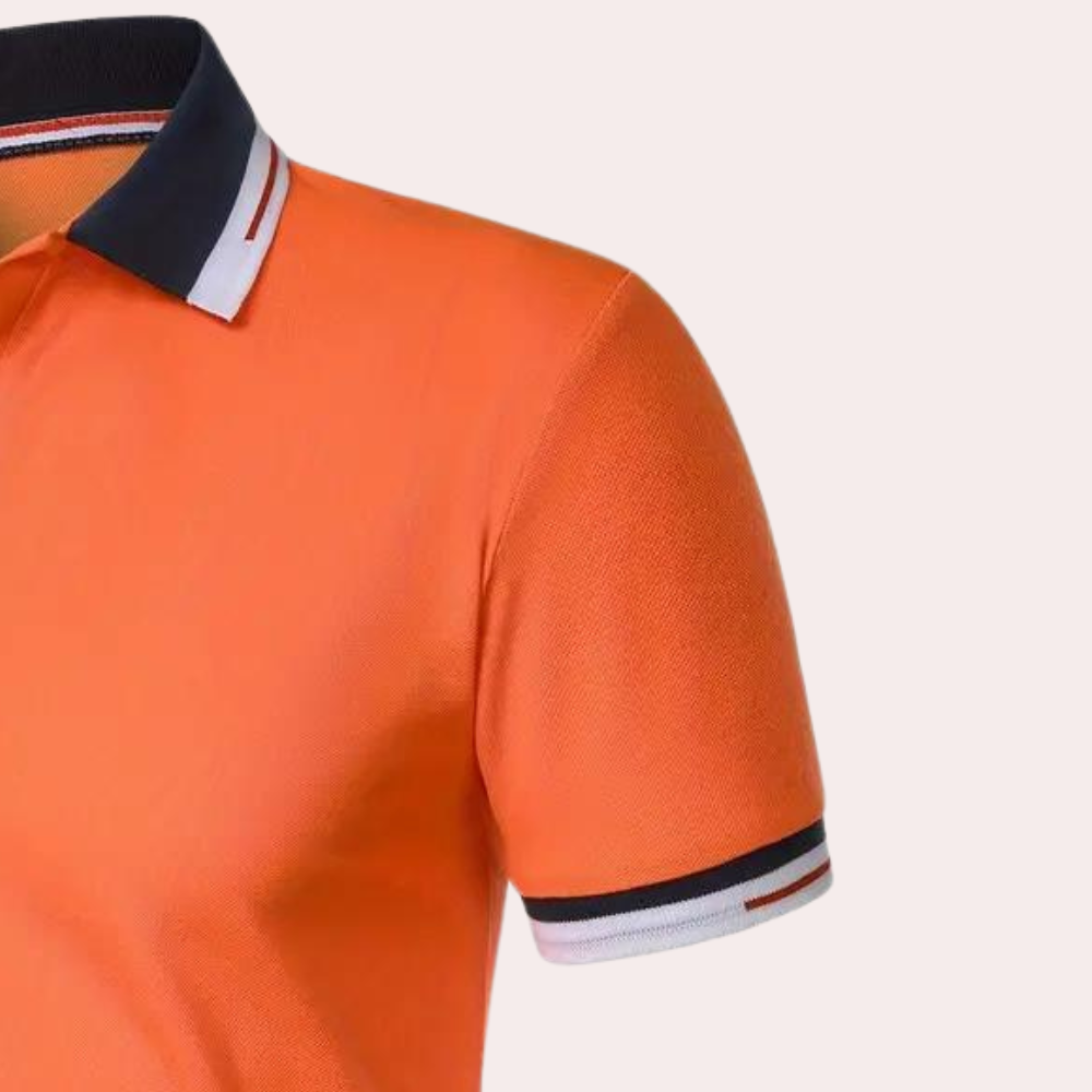 "Stijlvol oranje poloshirt voor heren met contrastkleurige kraag, mouwranden en elegante knoopsluiting, ideaal voor casual en