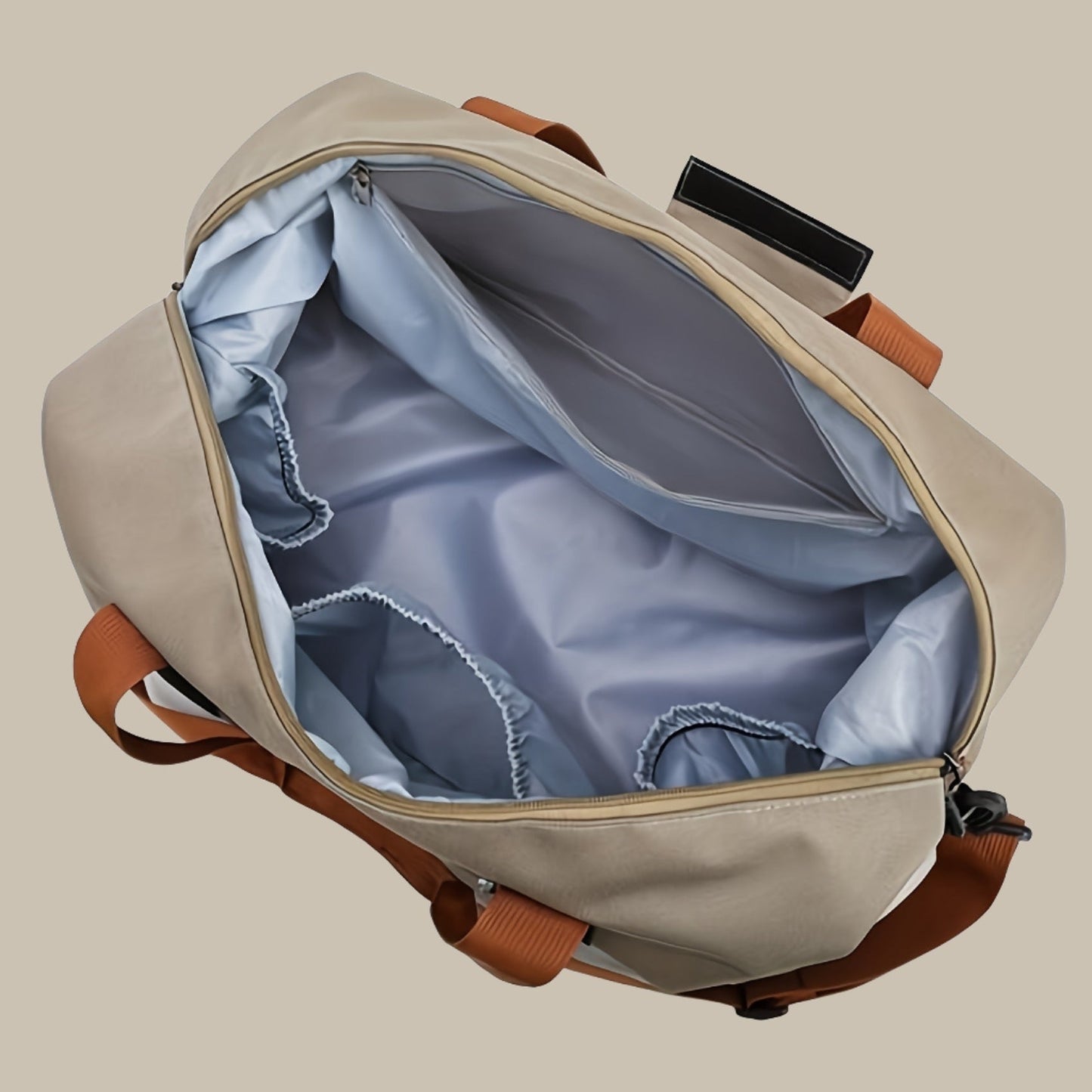 "Stijlvolle heren DuffelBag met ruime capaciteit, robuust ontwerp, verstelbare schouderriem, beschikbaar in diverse kleuren."