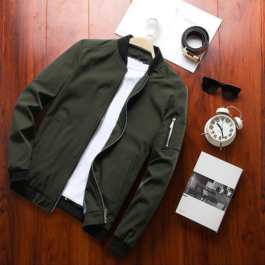 Stijlvolle heren zomerjas, kort model, veelzijdig design, hoge kwaliteit stof, ideal voor casual en formele gelegenheden.
