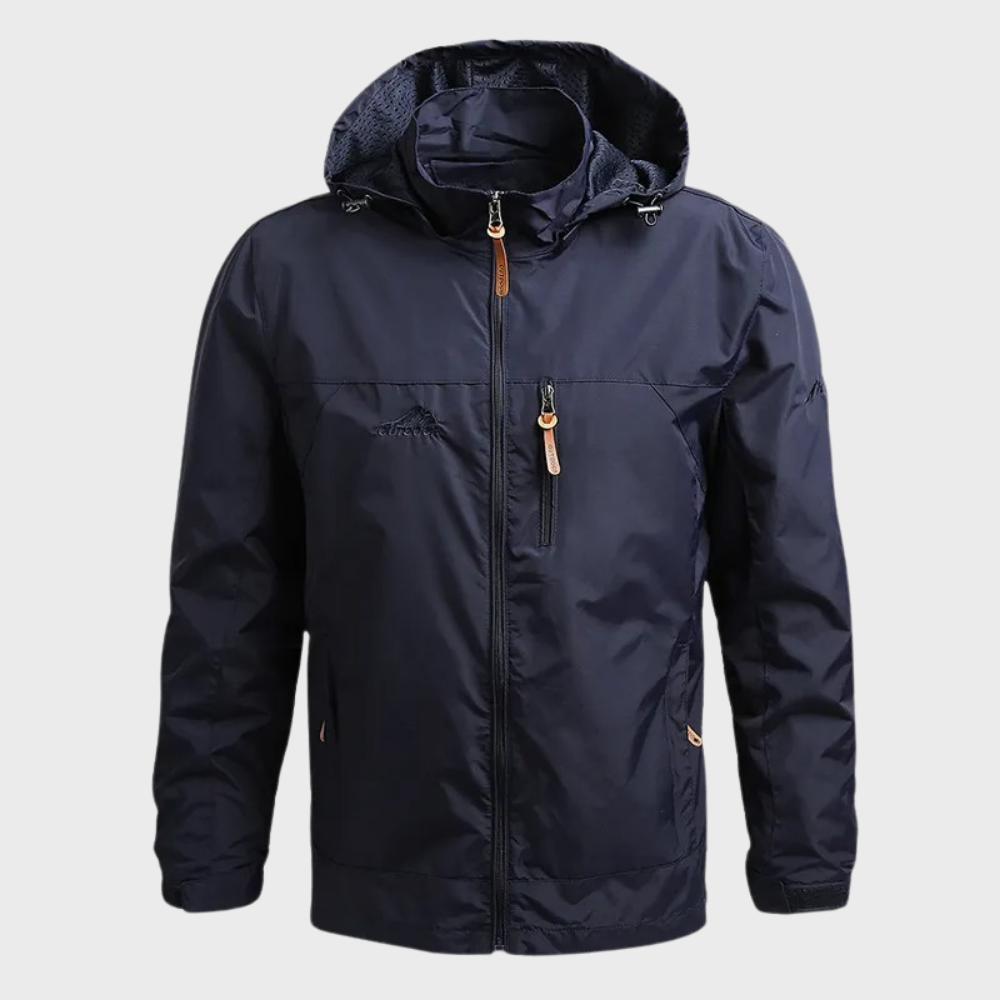 "Stijlvolle herenjas, waterdicht en warm, in zwart, khaki of blauw met capuchon, voor comfort en bescherming tegen regen."