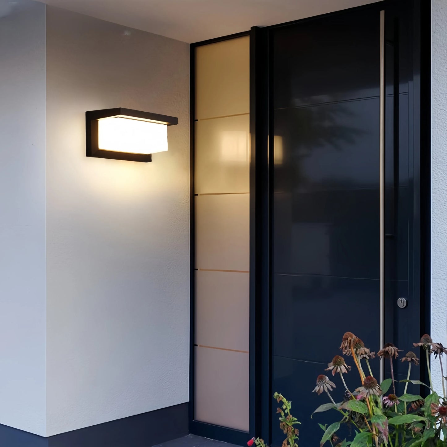 "Stijlvolle Laguna LED buitenwandlamp met bewegingssensor, moderne strakke look, weerbestendig IP65, heldere verlichting."