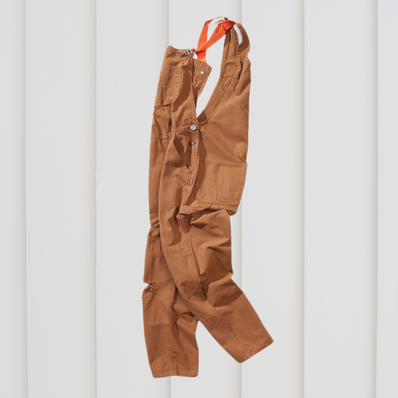 "Tuin dungarees in groen, verstelbare schouderbanden, comfortabel en ademend materiaal, ideaal voor dagelijks tuinieren."