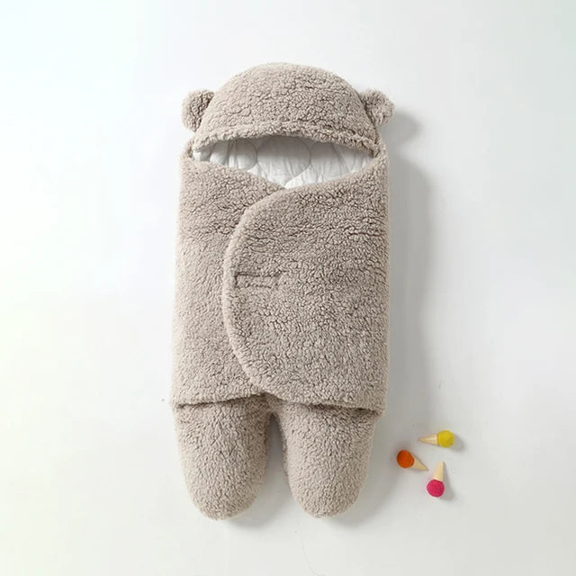 "Zachte babydeken met knusse textuur, perfect voor koude dagen, ultrazacht en veilig voor baby's comfort."